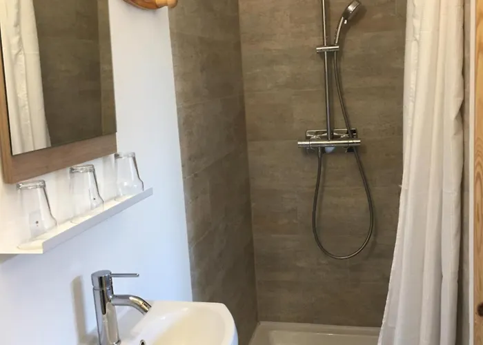 Rubis Baie Mont Saint Michel *