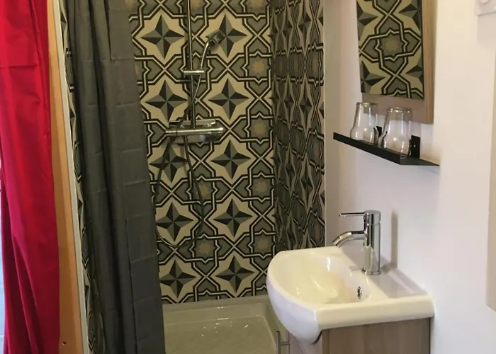 Rubis Baie Mont Saint Michel *